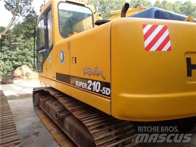 Hyundai R210-5D Lastik tekerli ekskavatörler