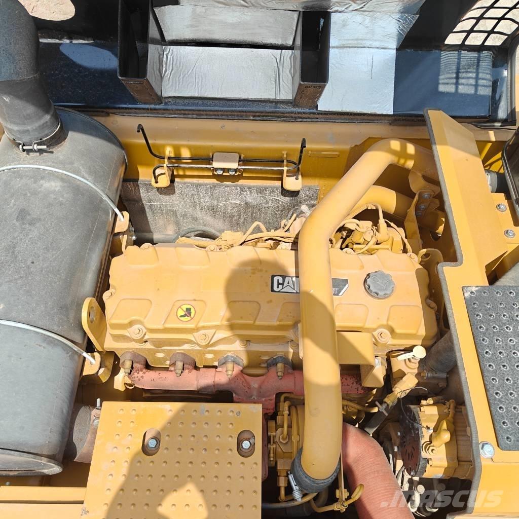 CAT 340 D L Paletli ekskavatörler