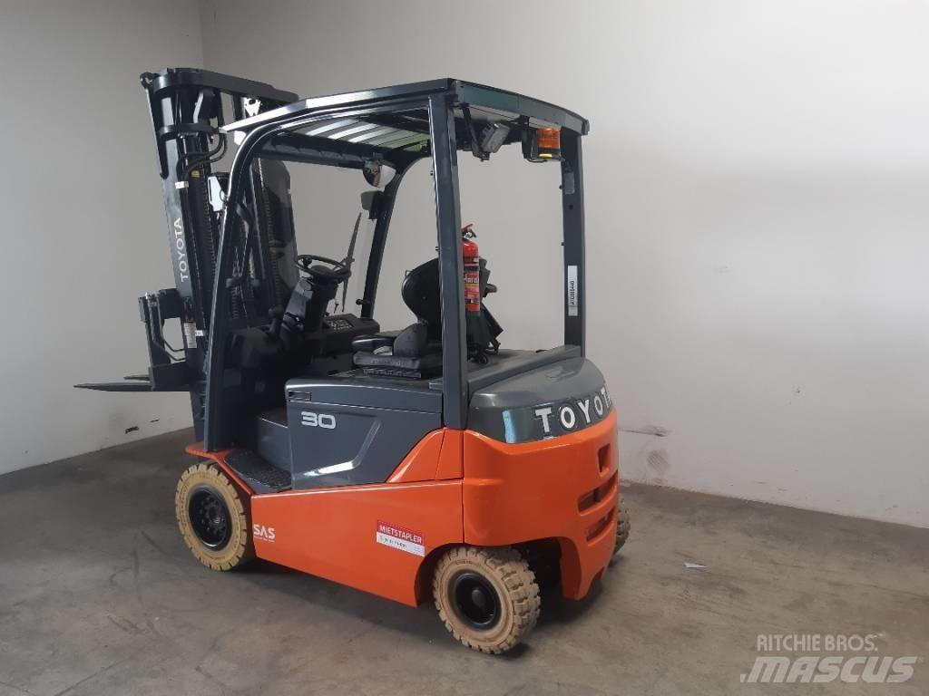 Toyota 8 FB MKT 30 Elektrikli forkliftler
