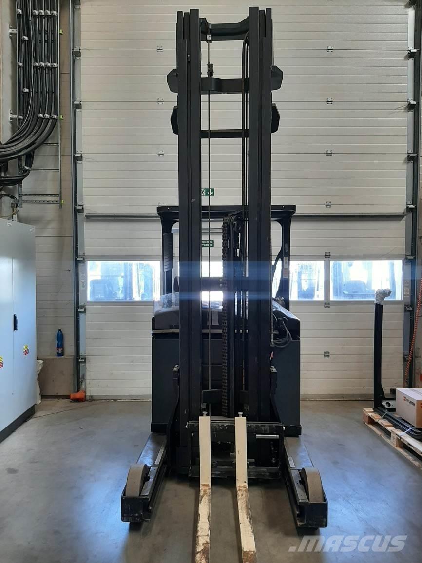 Yale MR16H Reach truck - depo içi istif araçları