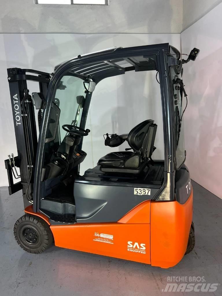 Toyota 8FBE16T Elektrikli forkliftler