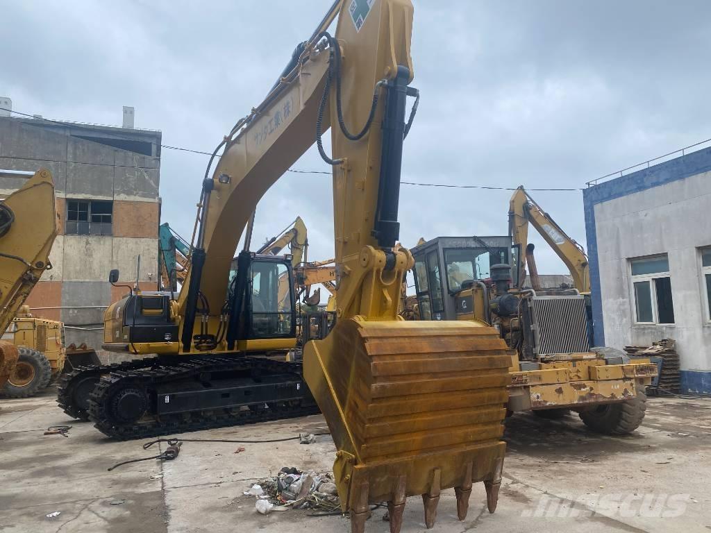 CAT 336 D Paletli ekskavatörler