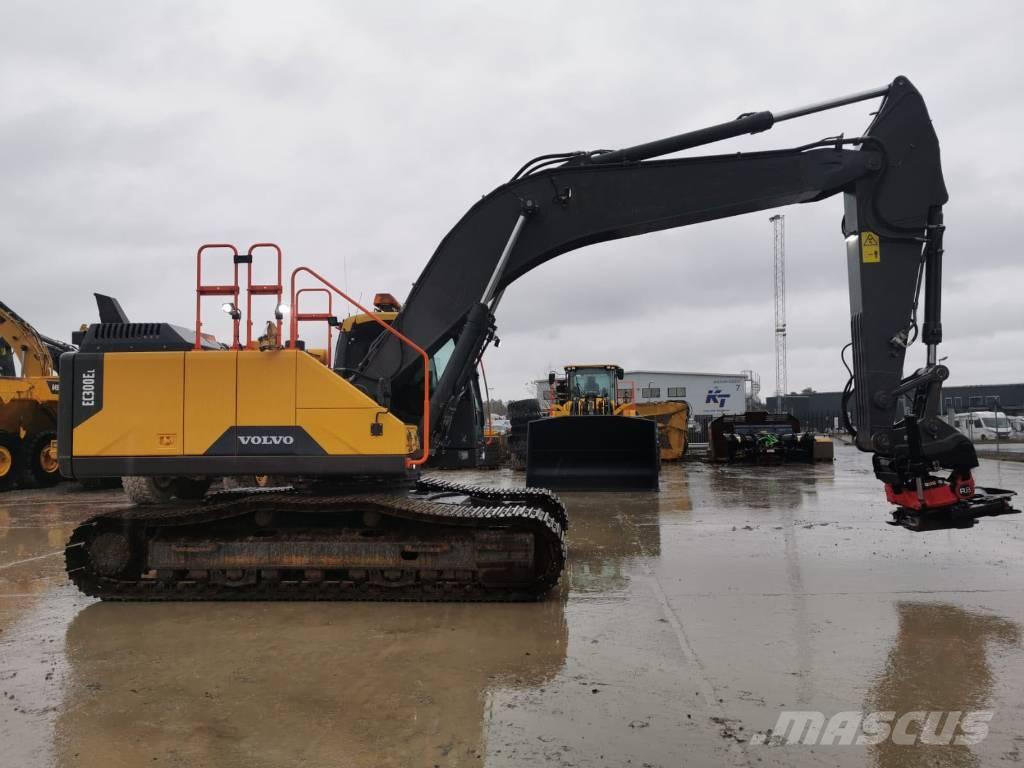 Volvo EC 300 EL Paletli ekskavatörler