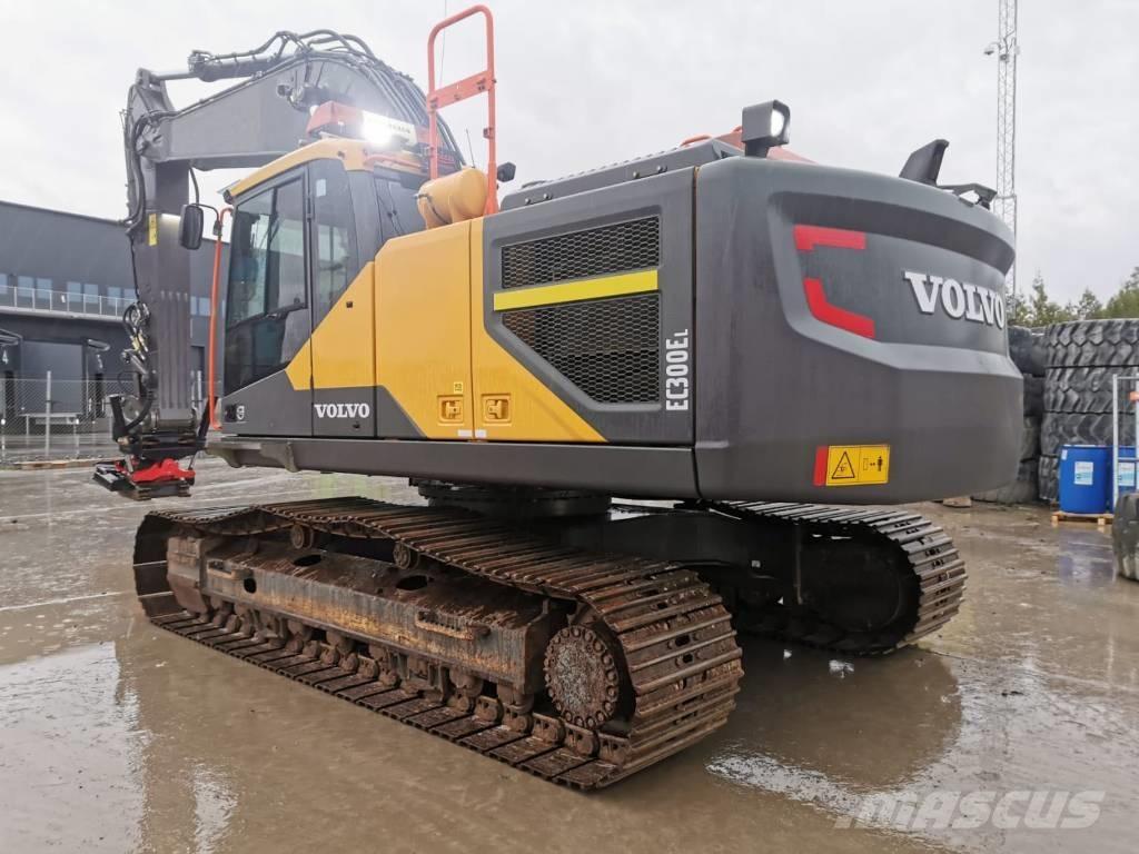 Volvo EC 300 EL Paletli ekskavatörler