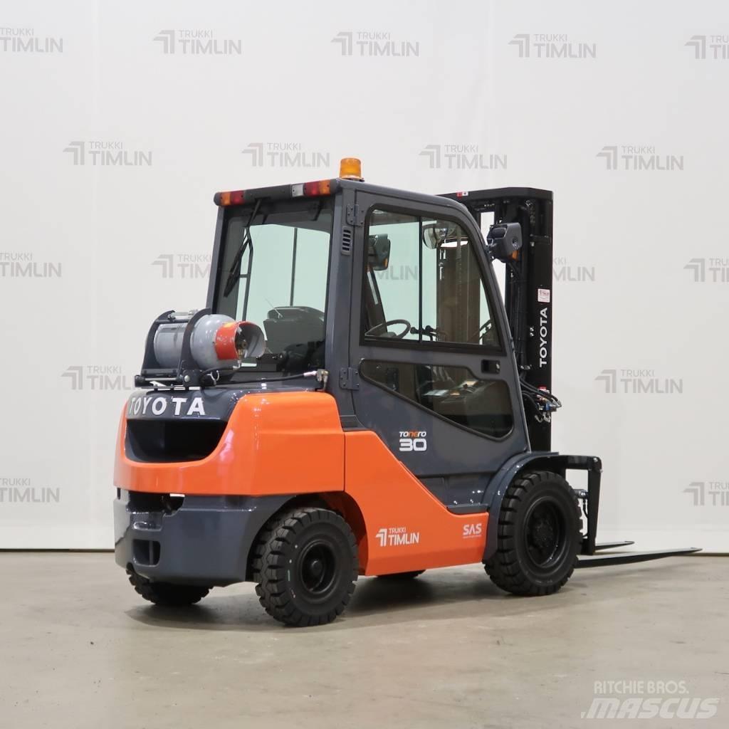 Toyota 02-8FGF30 LPG'li forkliftler