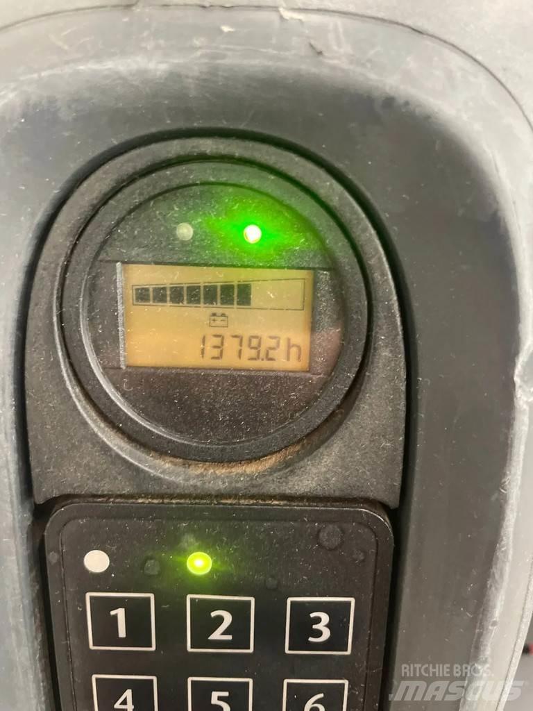 Linde T18 Düsük seviye kaldirici