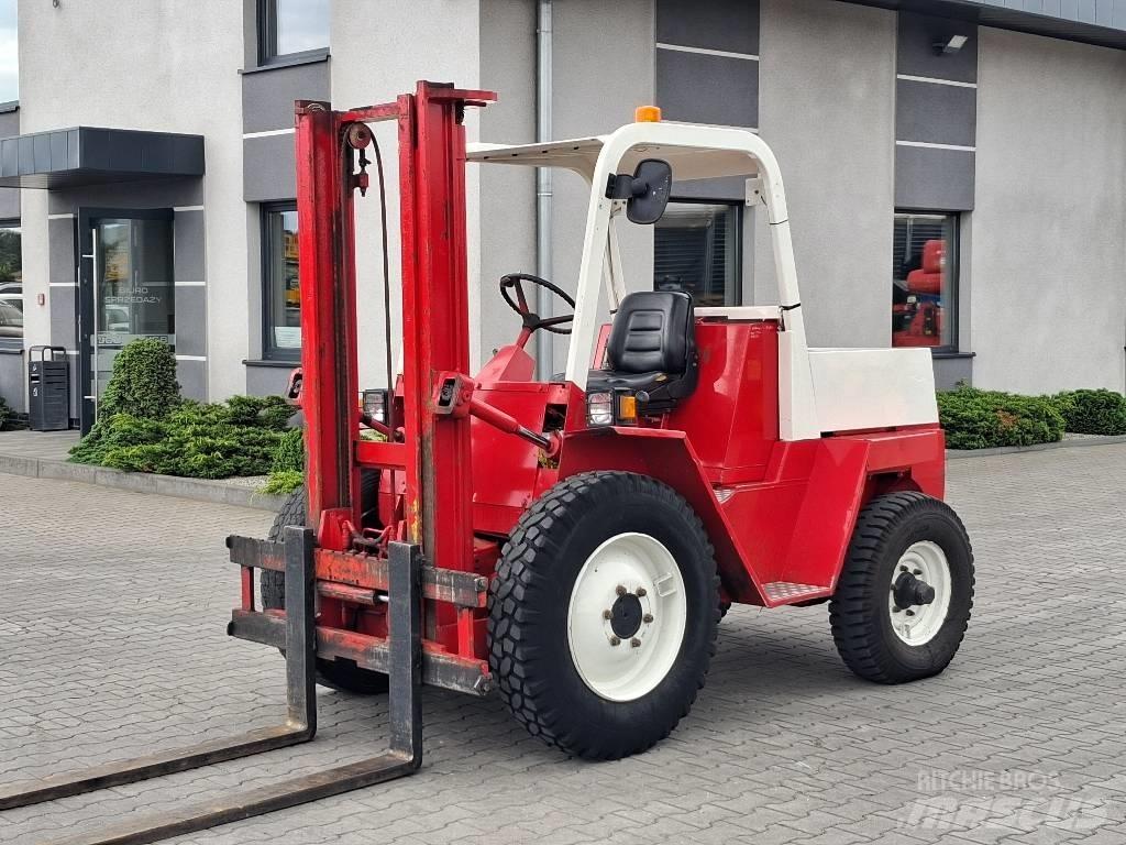 Manitou MC 25 Arazi tipi forklift