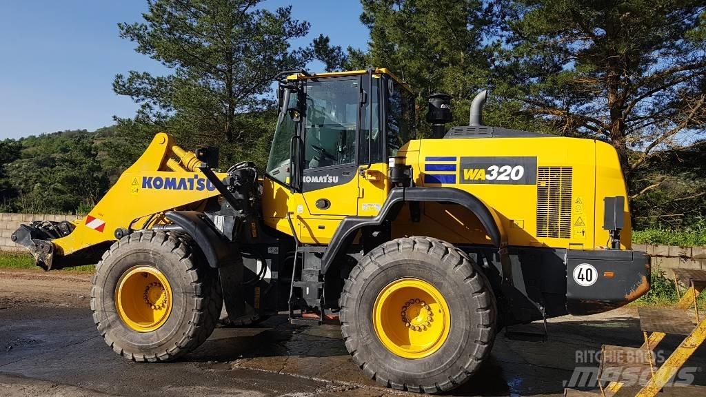 Komatsu WA320-8E0 Tekerlekli yükleyiciler