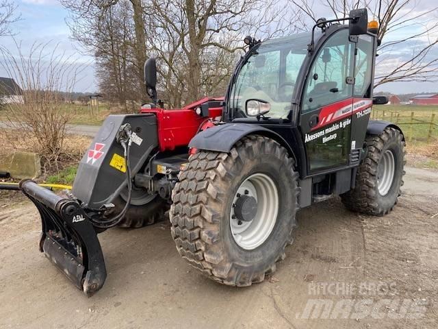 Massey Ferguson 7038 Diger yükleme ve kazma ekipmanlari