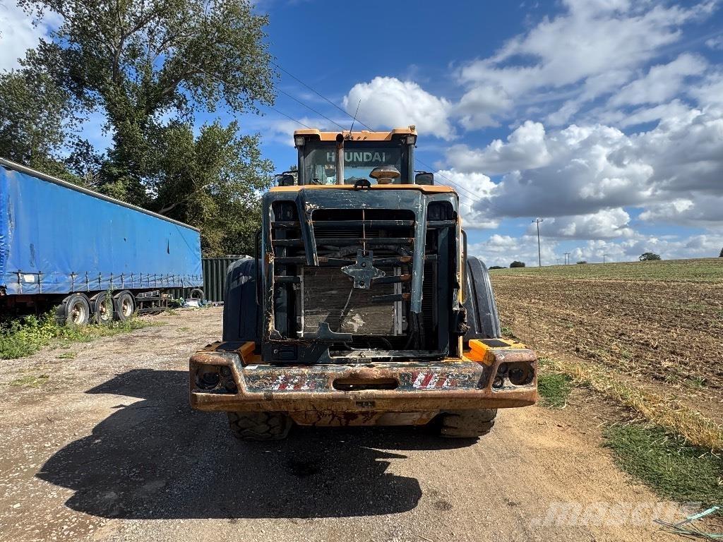 Hyundai HL 740-9 A Tekerlekli yükleyiciler