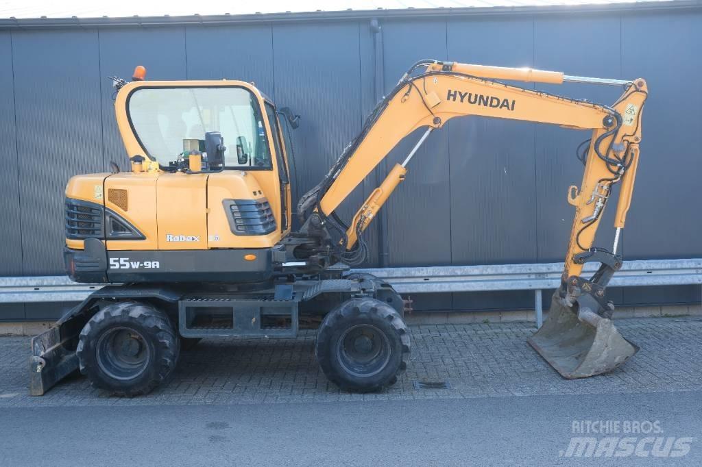  Robex 55W-9A Lastik tekerli ekskavatörler