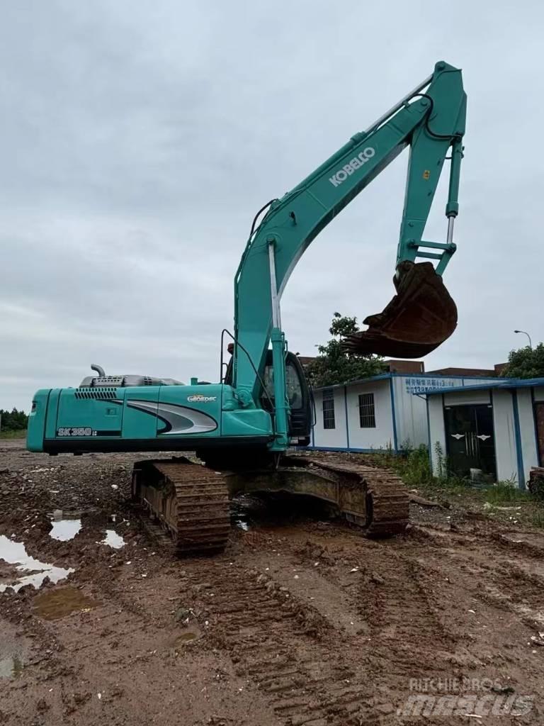 Kobelco SK 350 LC Paletli ekskavatörler