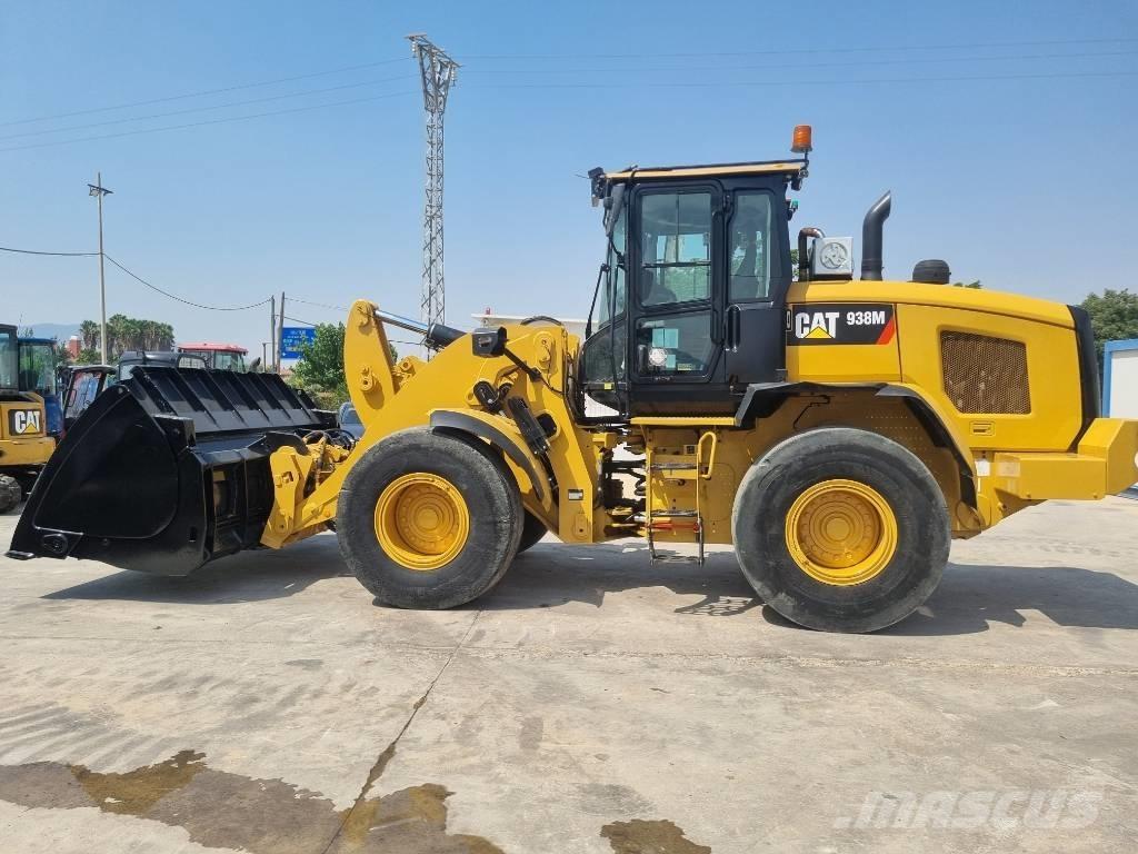 CAT 938 M Tekerlekli yükleyiciler