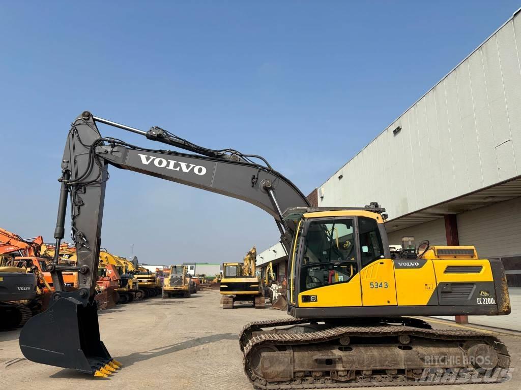 Volvo EC 220 DL Paletli ekskavatörler