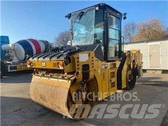 CAT CB 44 B Çift tamburlu silindirler