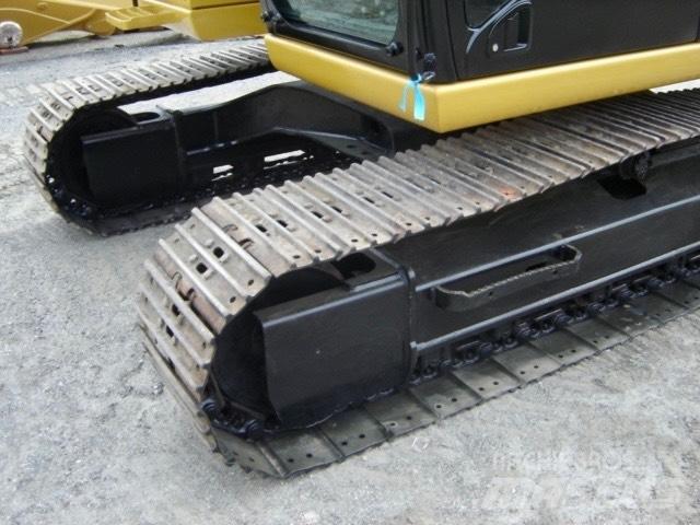 CAT 311 F Paletli ekskavatörler