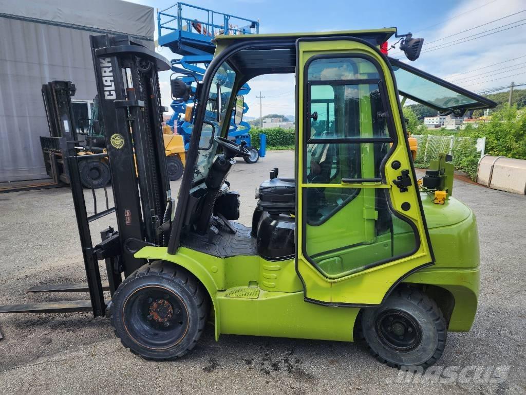 Clark gts30de Dizel forkliftler