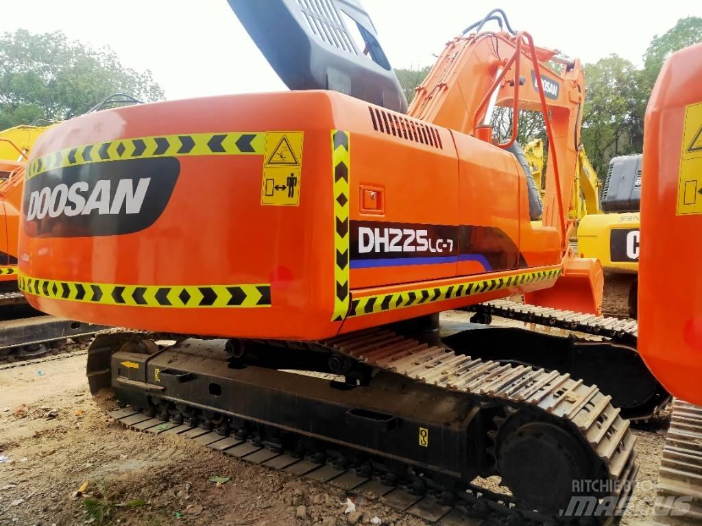 Doosan DH225LC-7 Paletli ekskavatörler
