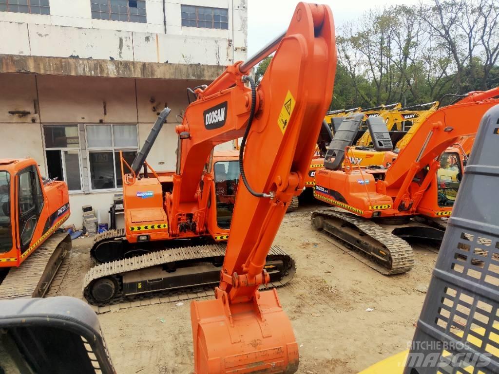 Doosan DH225LC-7 Paletli ekskavatörler