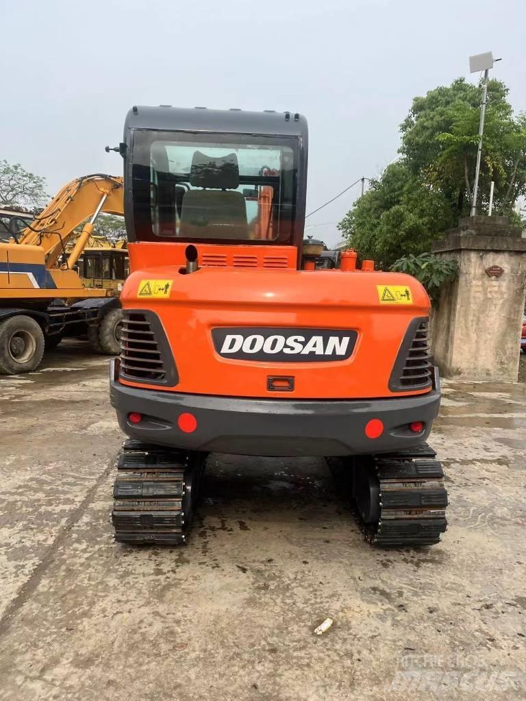 Doosan DX55-9C Mini ekskavatörler, 7 tona dek