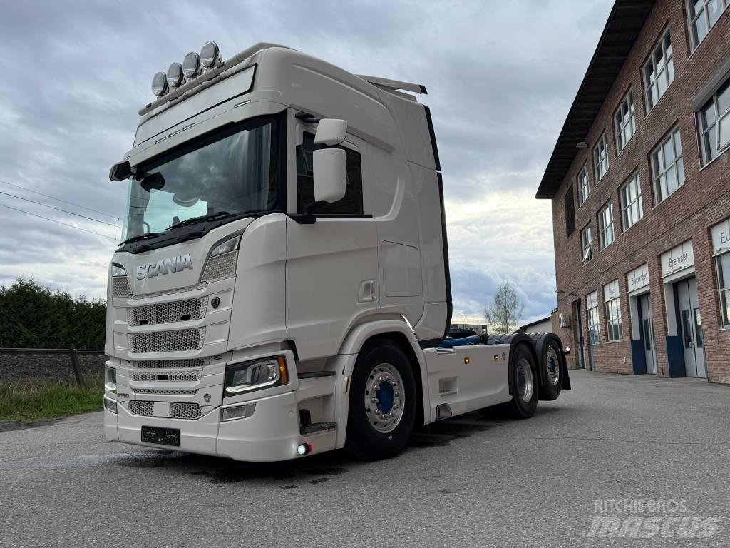 Scania R 590 Çekiciler