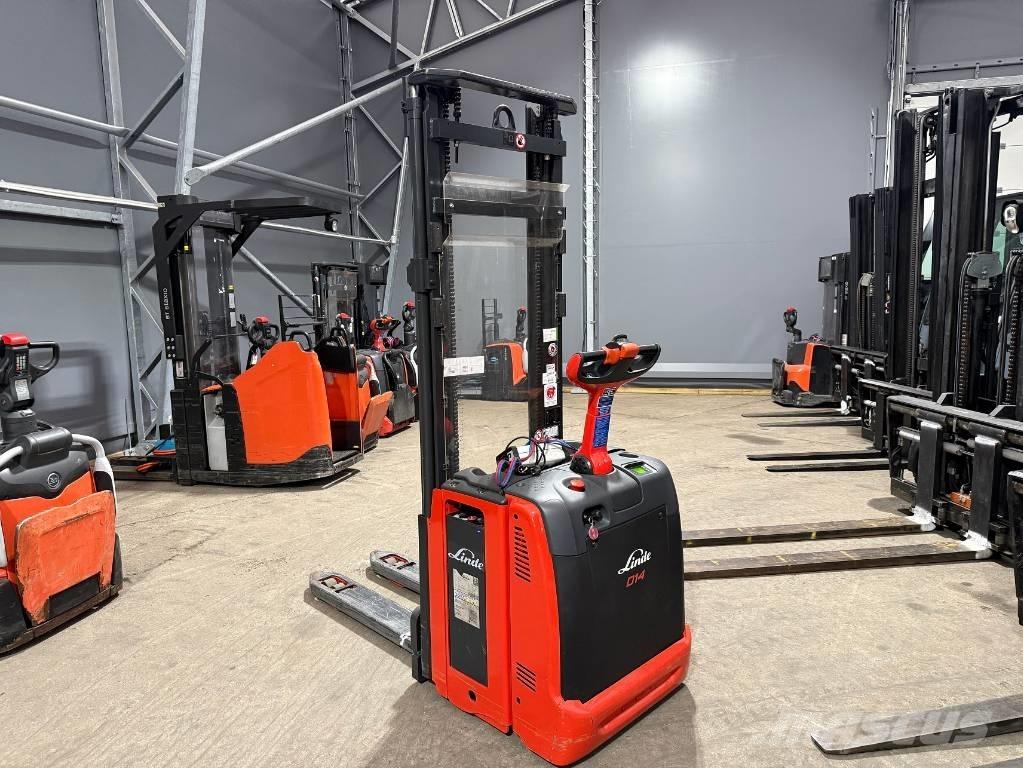 Linde D 14 Akülü depo ekipmanları