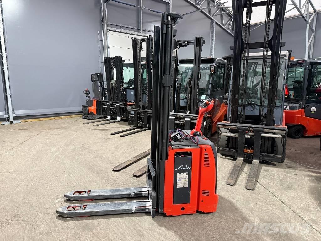 Linde D 14 Akülü depo ekipmanları