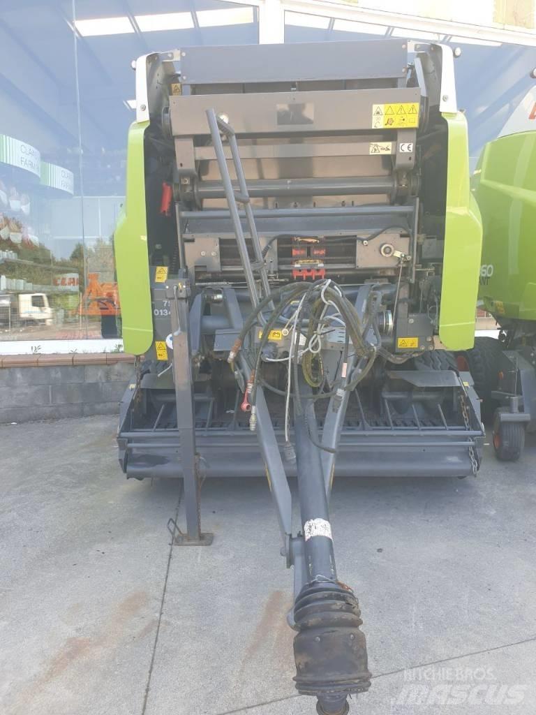 CLAAS Variant 360 Rulo balya makinalari