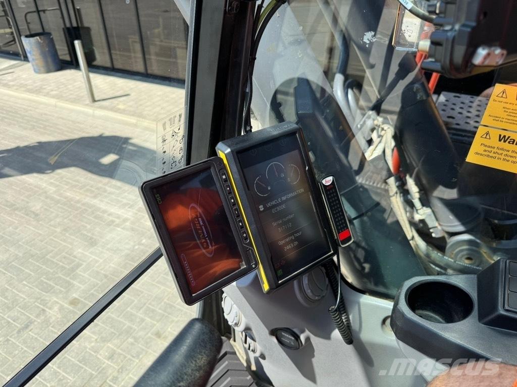 Volvo EC 300 EL Paletli ekskavatörler