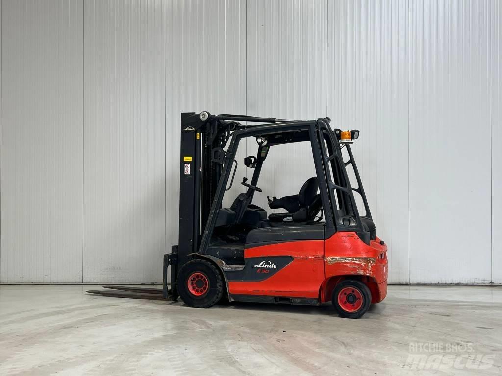 Linde E30-01 Elektrikli forkliftler