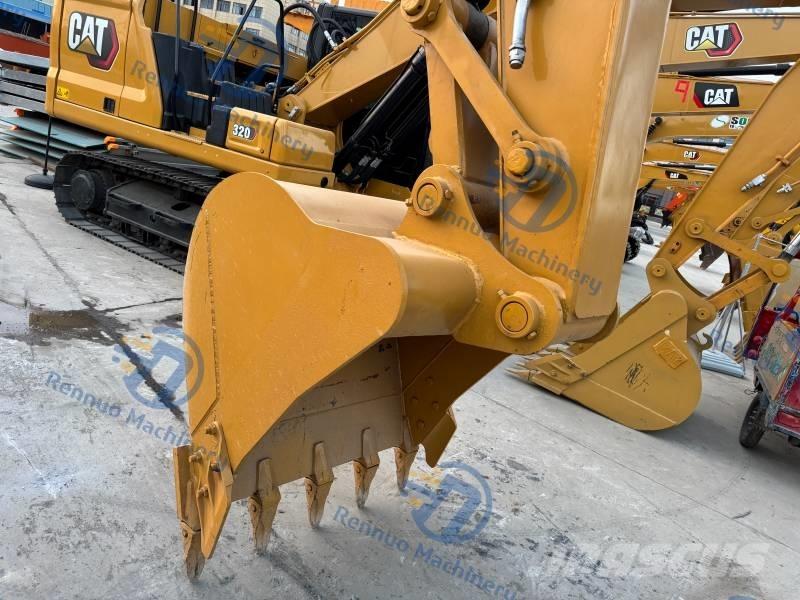 CAT 320 D Paletli ekskavatörler