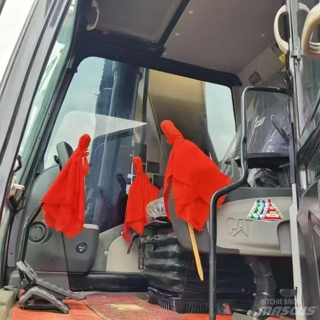CAT 336D2L Paletli ekskavatörler