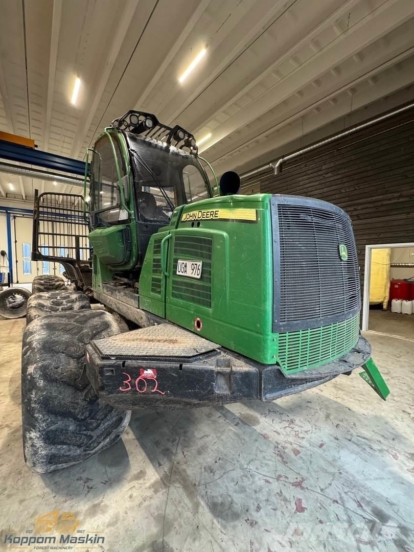 John Deere 1210E Tomruk yükleyici traktörler
