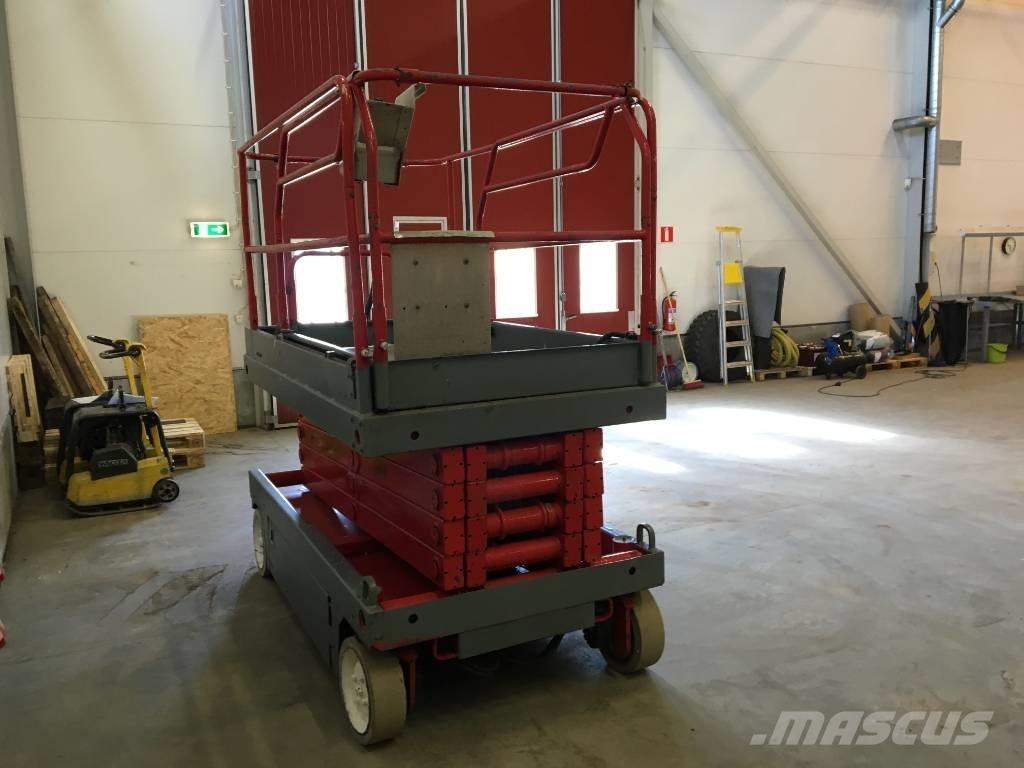 UpRight X32N Tekerlekli platformlar