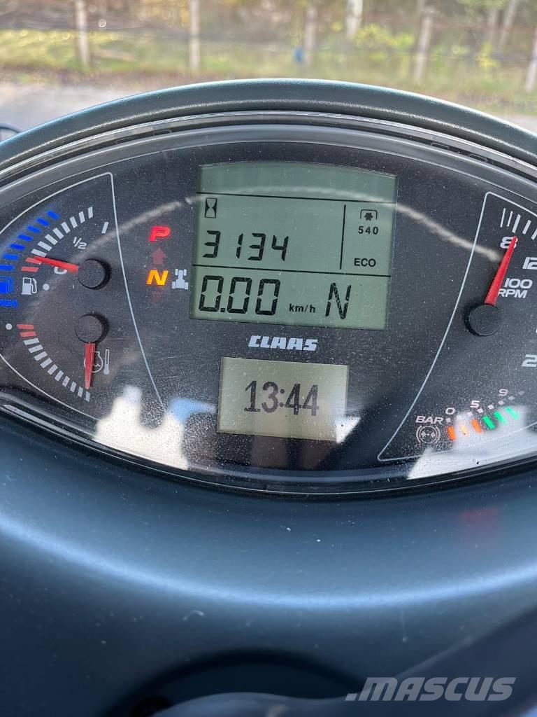 CLAAS Axion 870 Traktörler