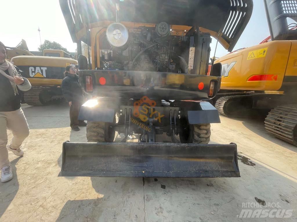Hyundai 60w-9 Lastik tekerli ekskavatörler