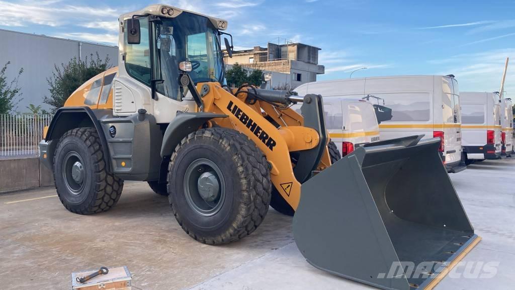 Liebherr L546 Tekerlekli yükleyiciler