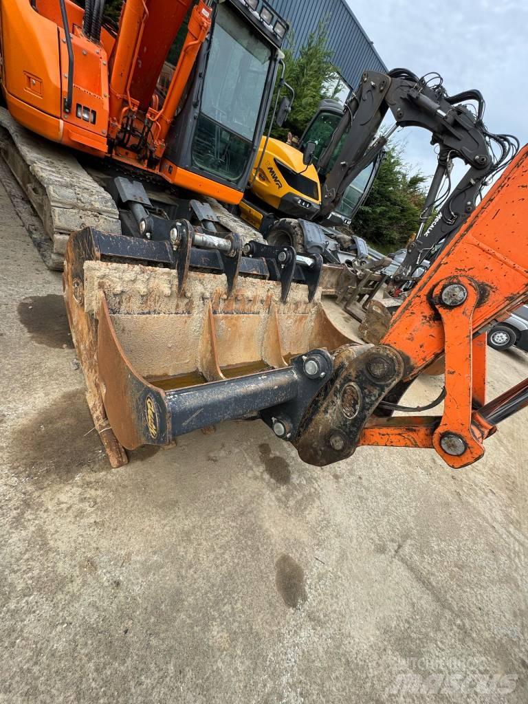 Doosan DX140 LC Paletli ekskavatörler