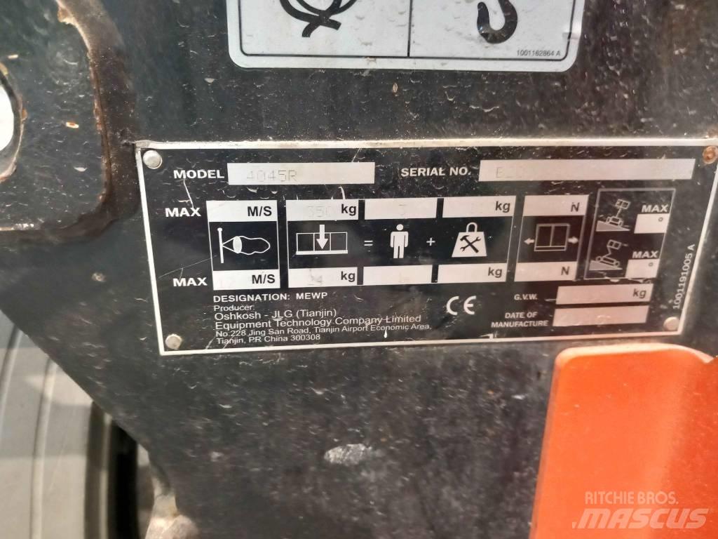 JLG 4045R Makasli platformlar