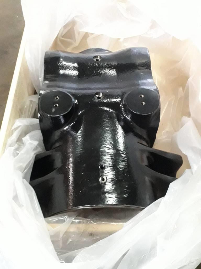 John Deere Base CH8 Bomlar ve kollar