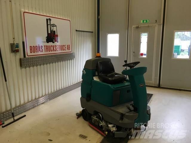 Tennant T 7 + Kombine süpürücü-temizleyiciler