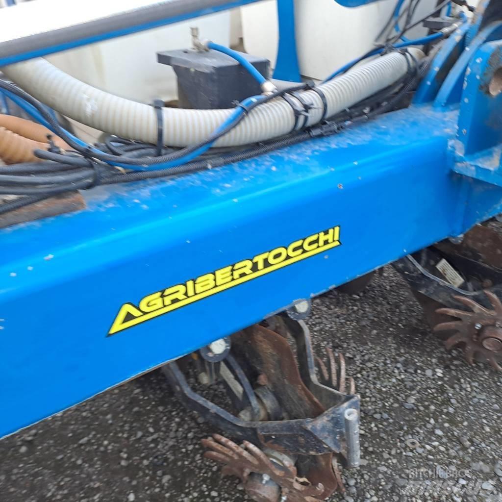Kinze 3110 Hassas ekim makinalari