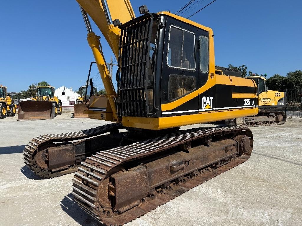 CAT 325 LN Paletli ekskavatörler