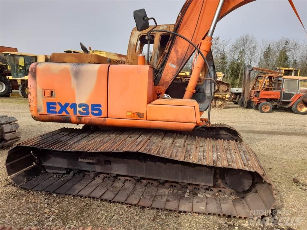 Hitachi EX135 Traktörler