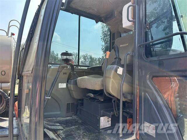 Doosan DX55 Mini ekskavatörler, 7 tona dek