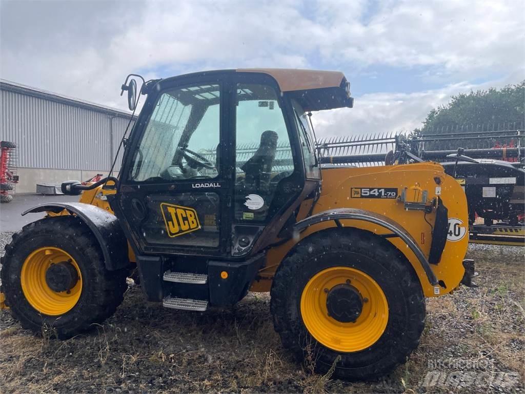 JCB 541-70 Tarimsal teleskopik yükleyiciler