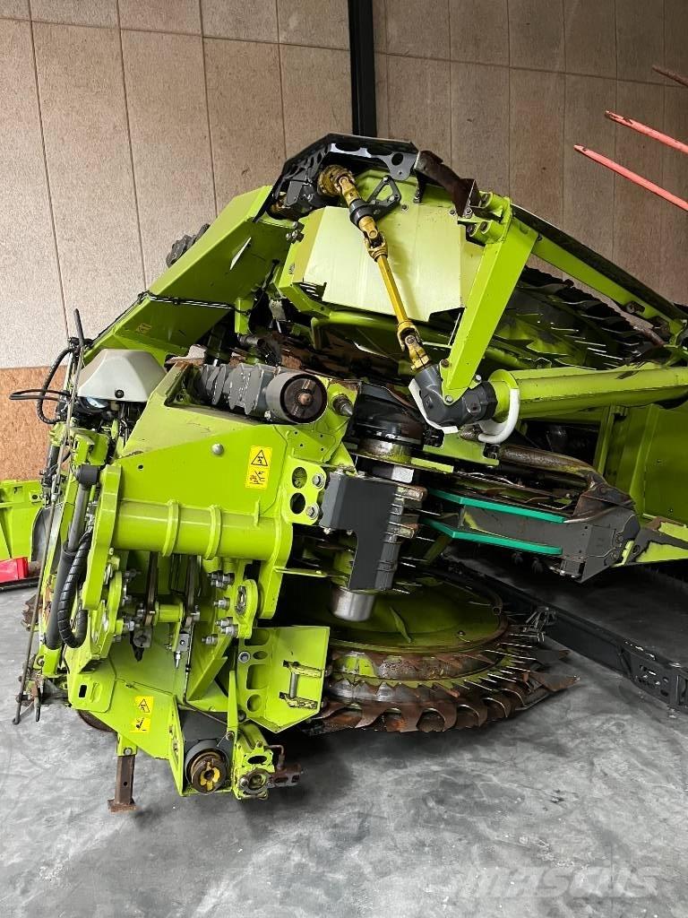 CLAAS Orbis 900 Biçerdöver kafaları