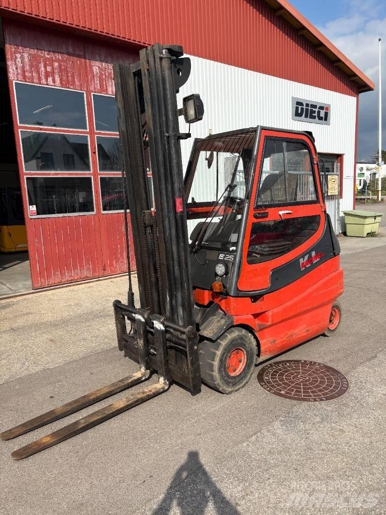 Linde E 25 Elektrikli forkliftler