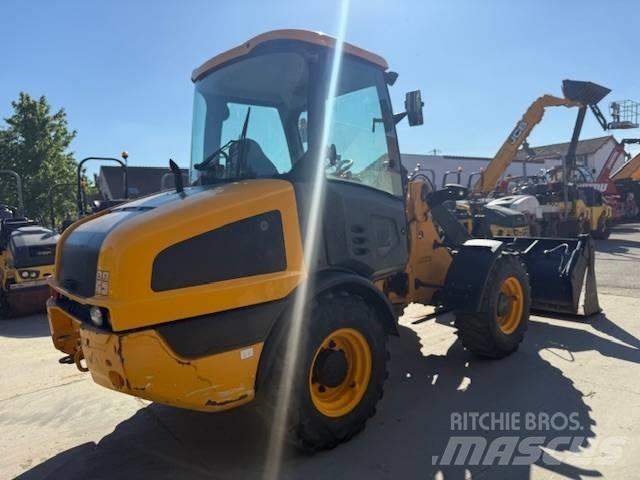 JCB 406 Tekerlekli yükleyiciler