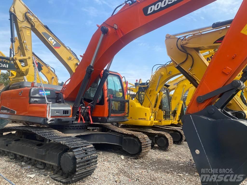 Doosan DX300LC-9C Paletli ekskavatörler